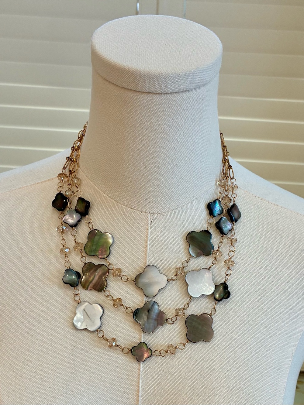 Multi-Strand Mother-of-Pearl Clover Necklace - Gold